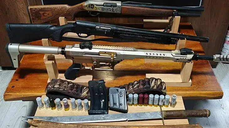 İzmir'de güvercin kavgasında tüfekler konuştu! 4 kişi tutuklandı
