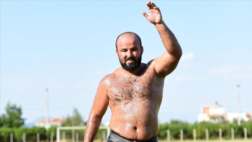 500 güreşçinin katıldığı Ulugazi'de şampiyon belli oldu