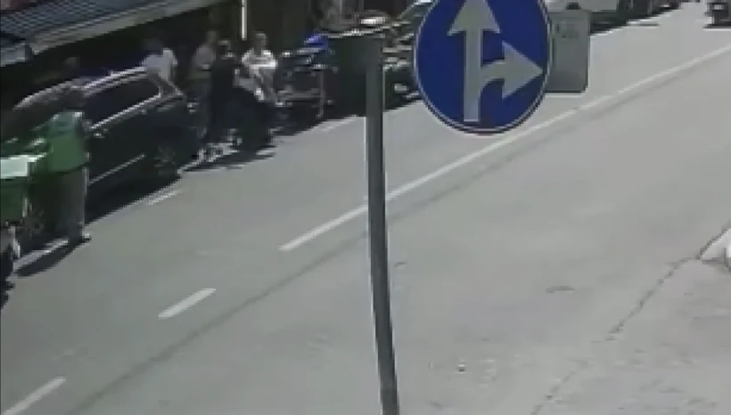 Şişli’de dehşet! Market çalışanı motosiklet sahibine bıçakla saldırdı