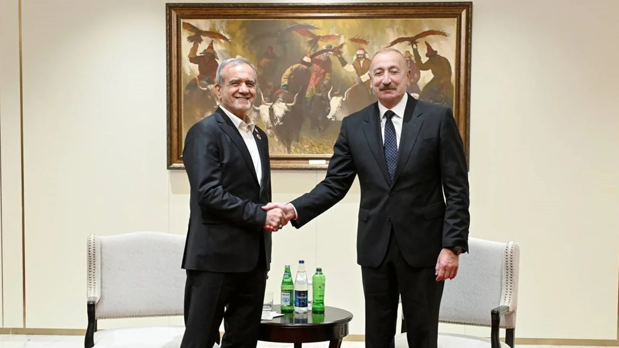 Aliyev ile Pezeşkiyan görüştü: İran için barış ve müzakere mesajı