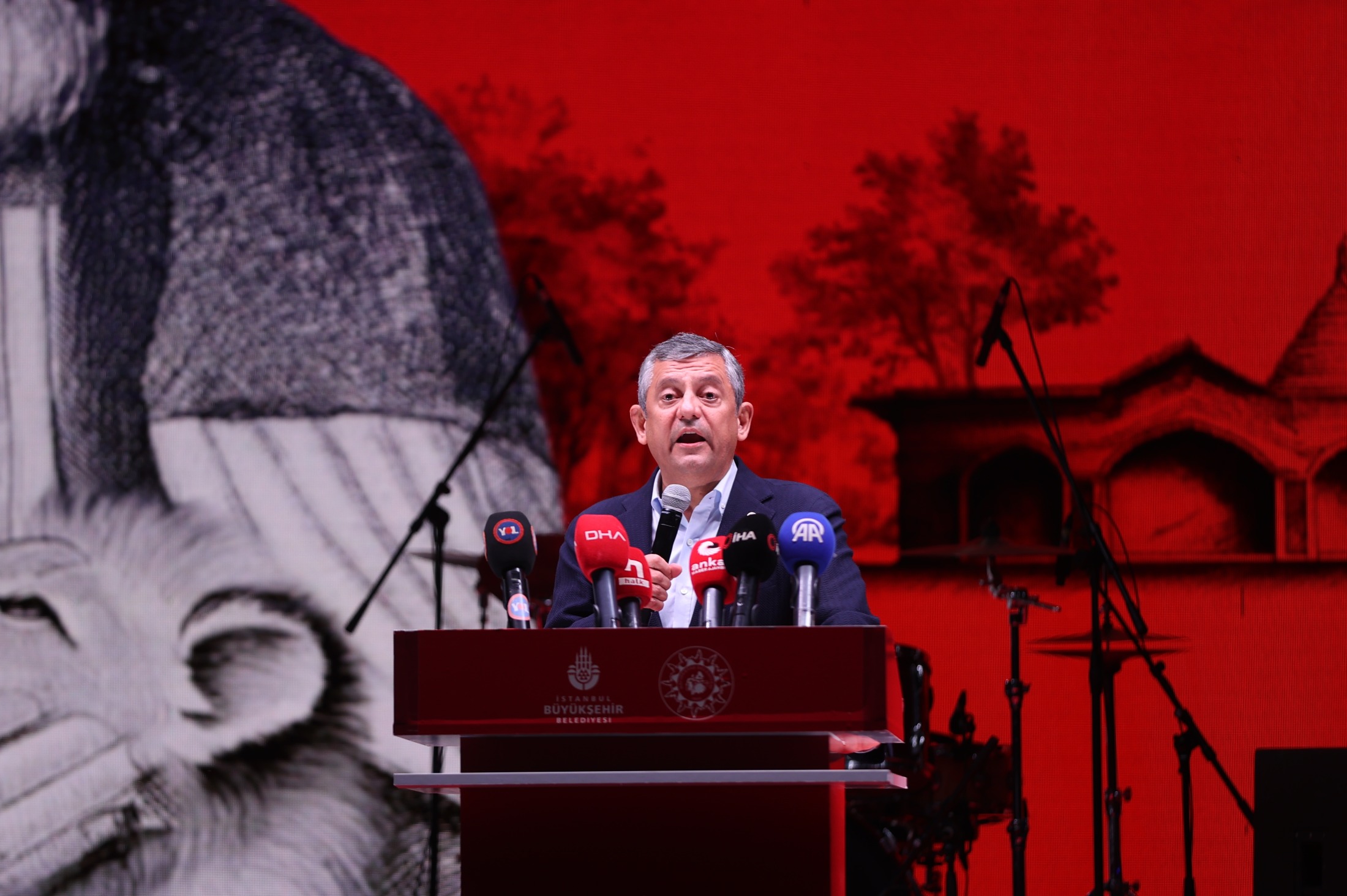 Özgür Özel: Alevilere eşit yurttaşlık hakkı tanınsın