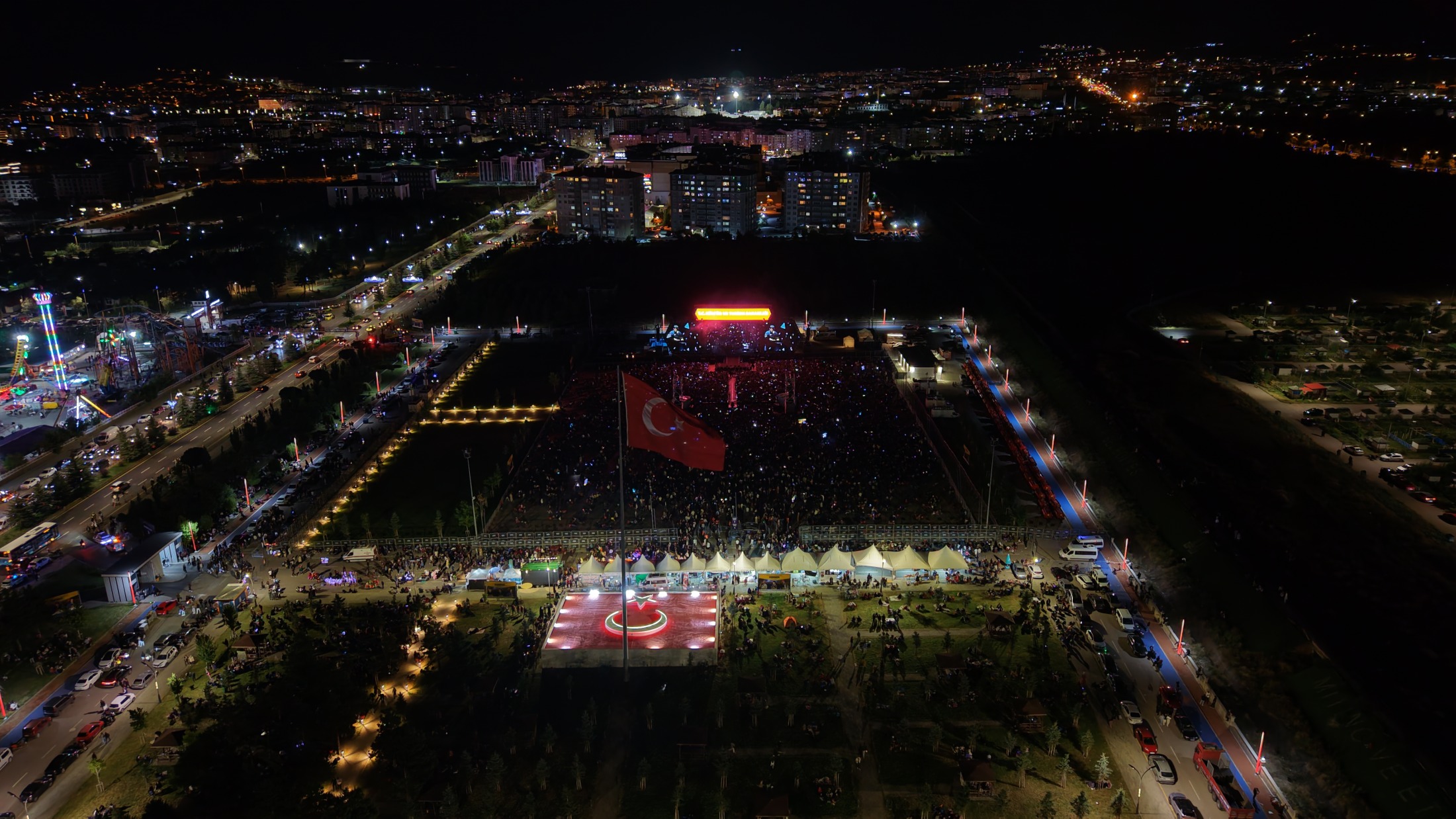 Kültür Yolu Festivali'nde Buray rüzgarı esti