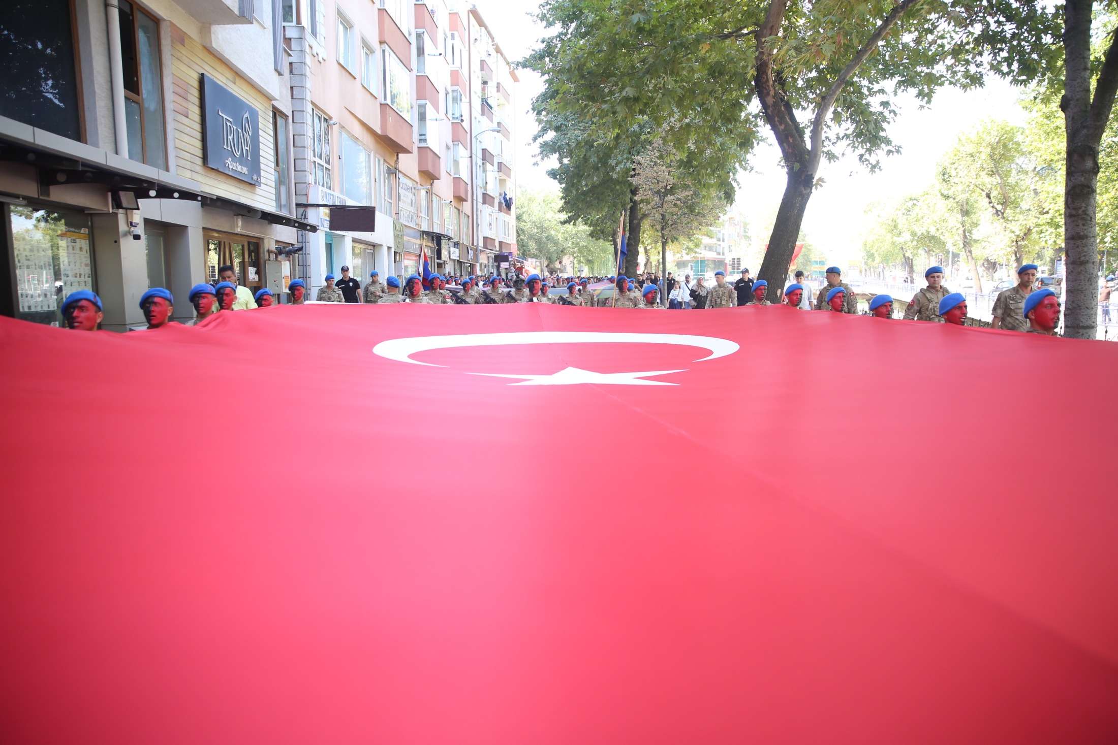 Çankırı'da 101 yıl sonra Atatürk anmasına yoğun ilgi