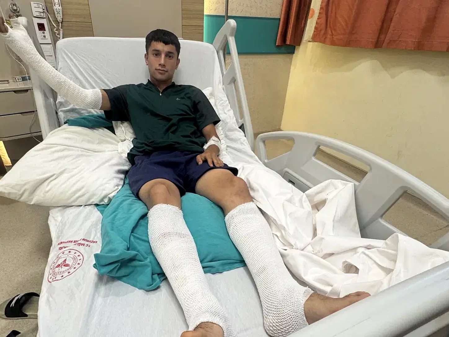 Çakmağı çaktı, bir anda alevler içinde kaldı