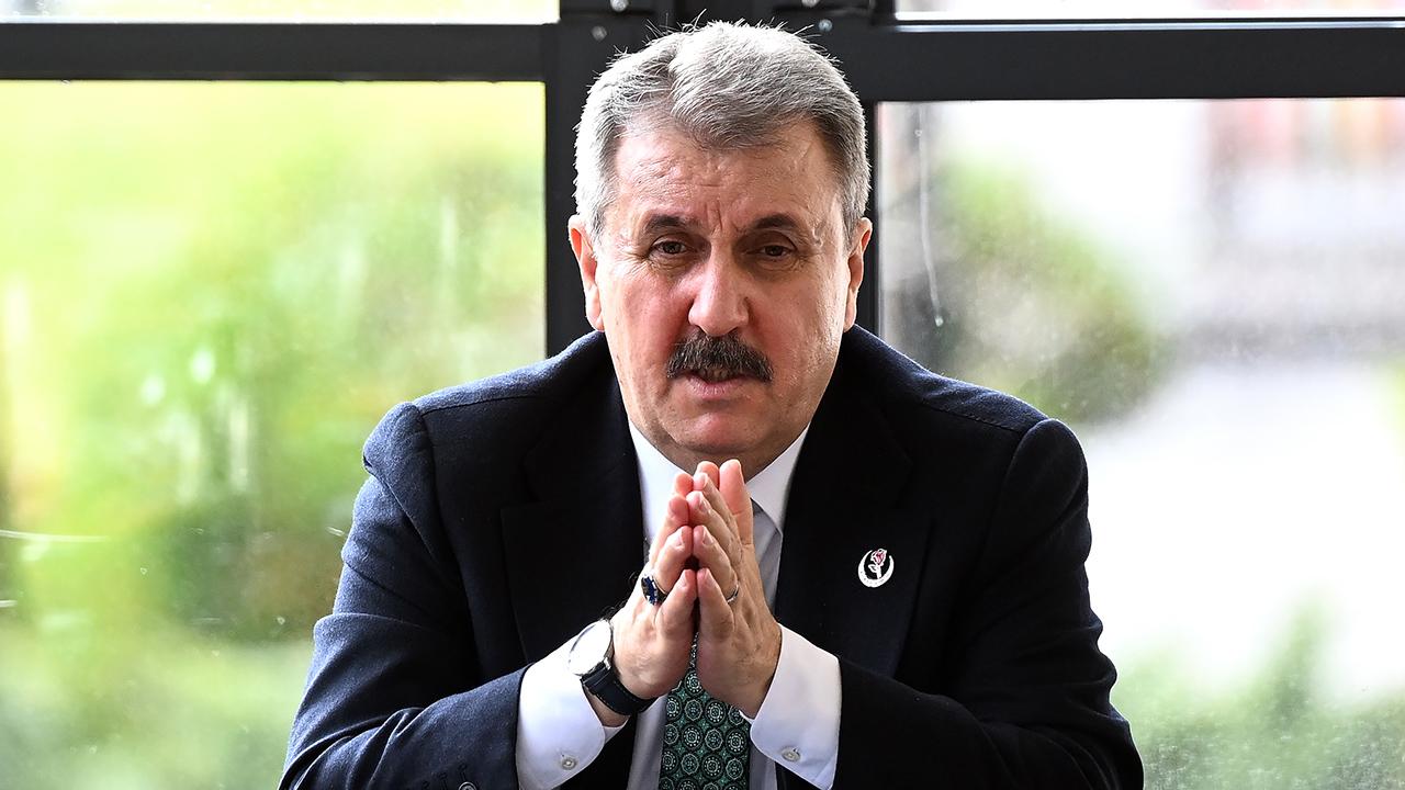 Destici'den savaş suçlusu Mladic kararına tepki