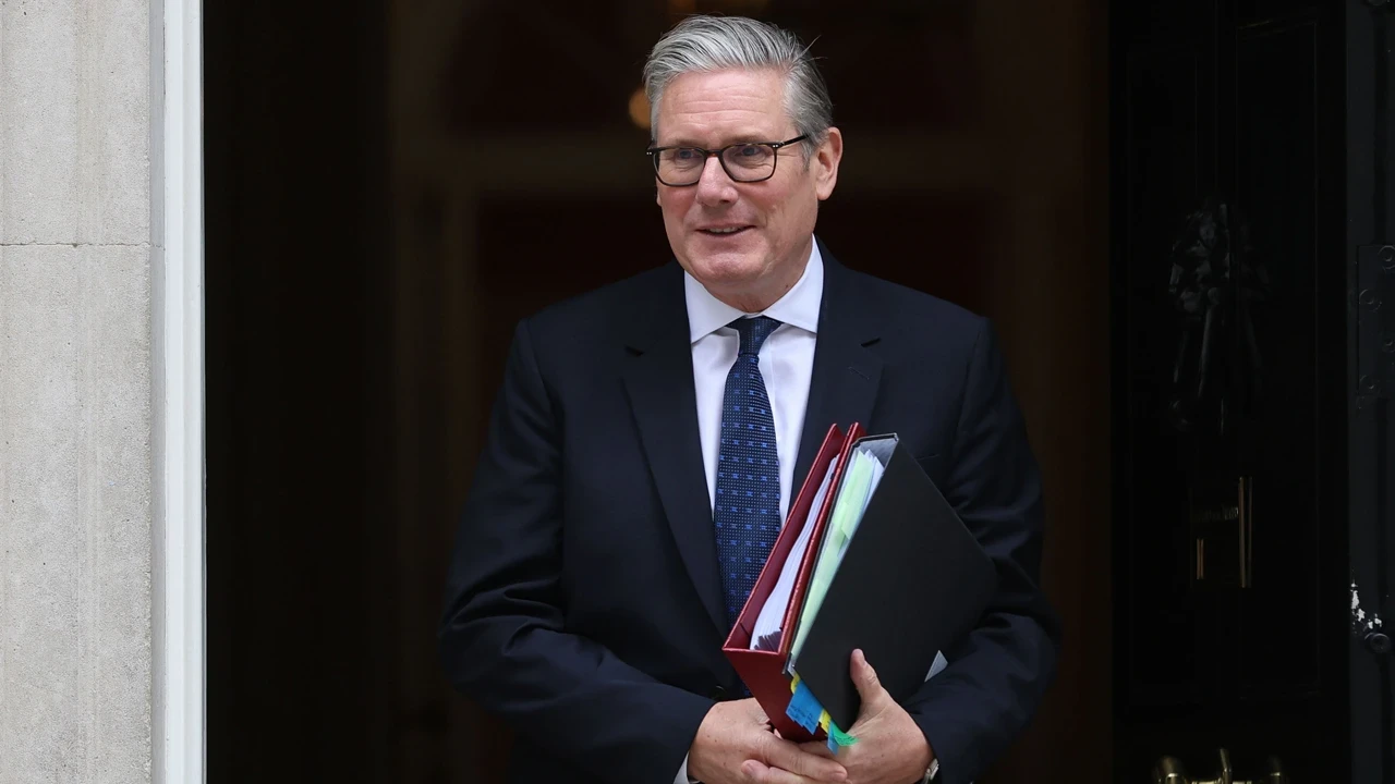 Eski İngiltere Başbakanı Keir Starmer milletvekilliğinden de istifa etti