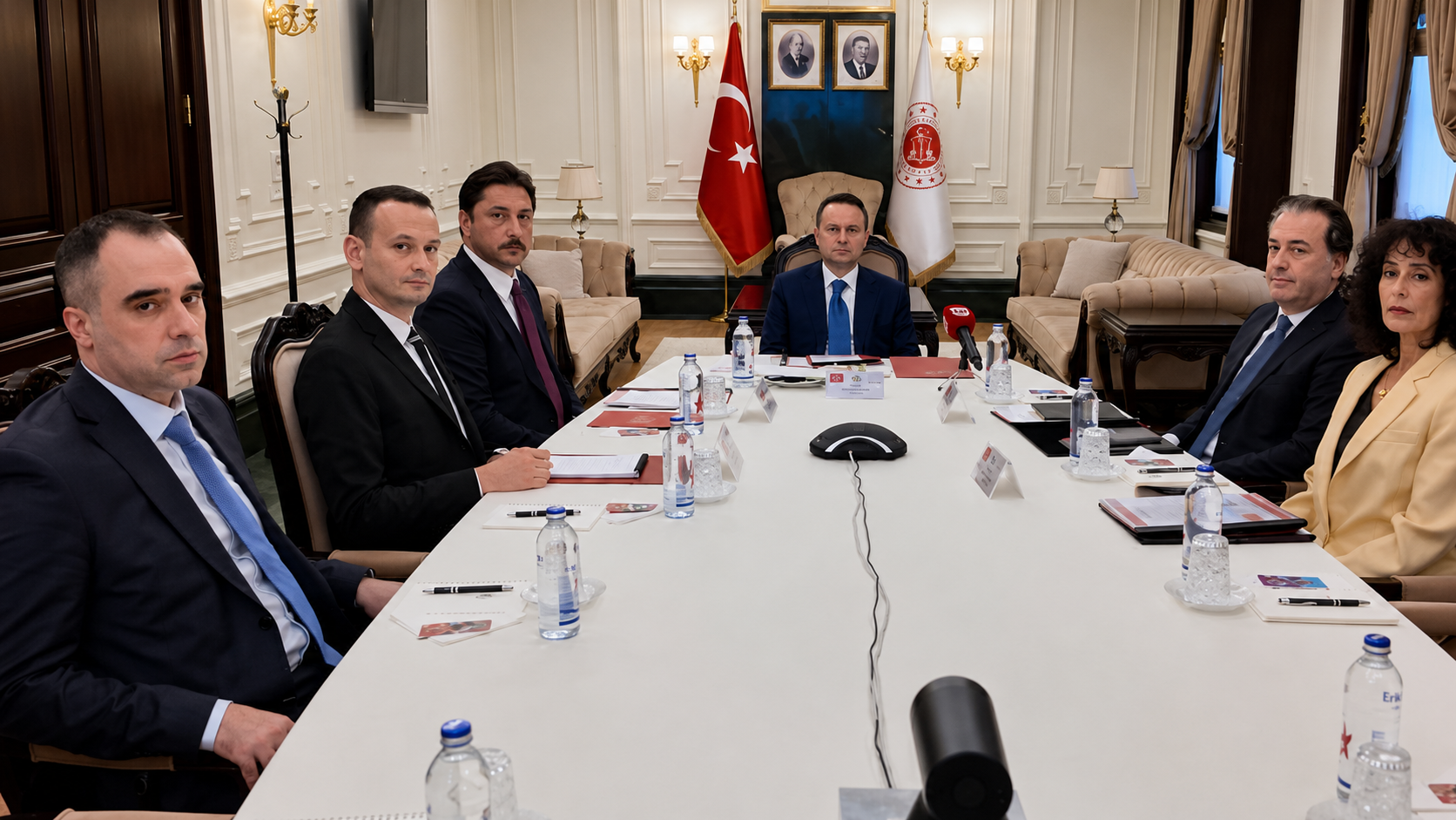Türkiye'den Yunanistan'a suç örgütü elebaşları çağrısı