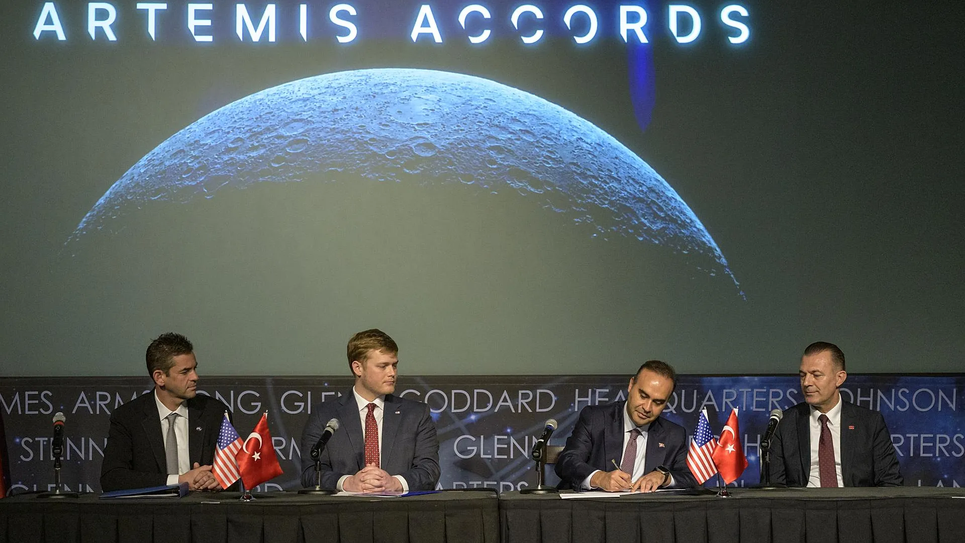 Türkiye uzayda yeni döneme girdi! Artemis Anlaşmaları imzalandı