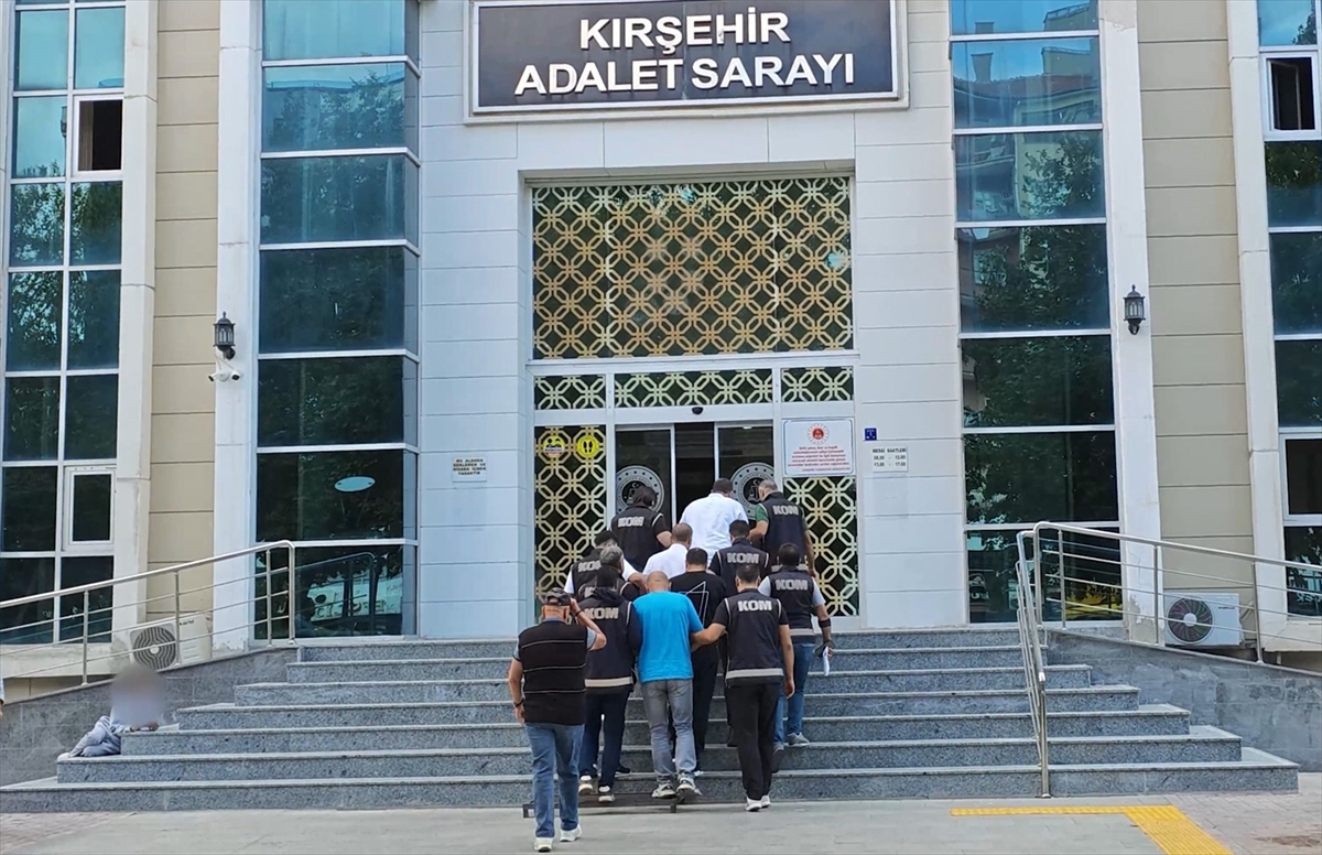 Kırşehir'de gasp operasyonu: 4 zanlı tutuklandı
