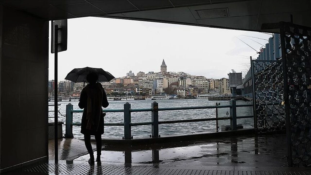 AKOM uyardı: İstanbul’a gök gürültülü sağanak geliyor