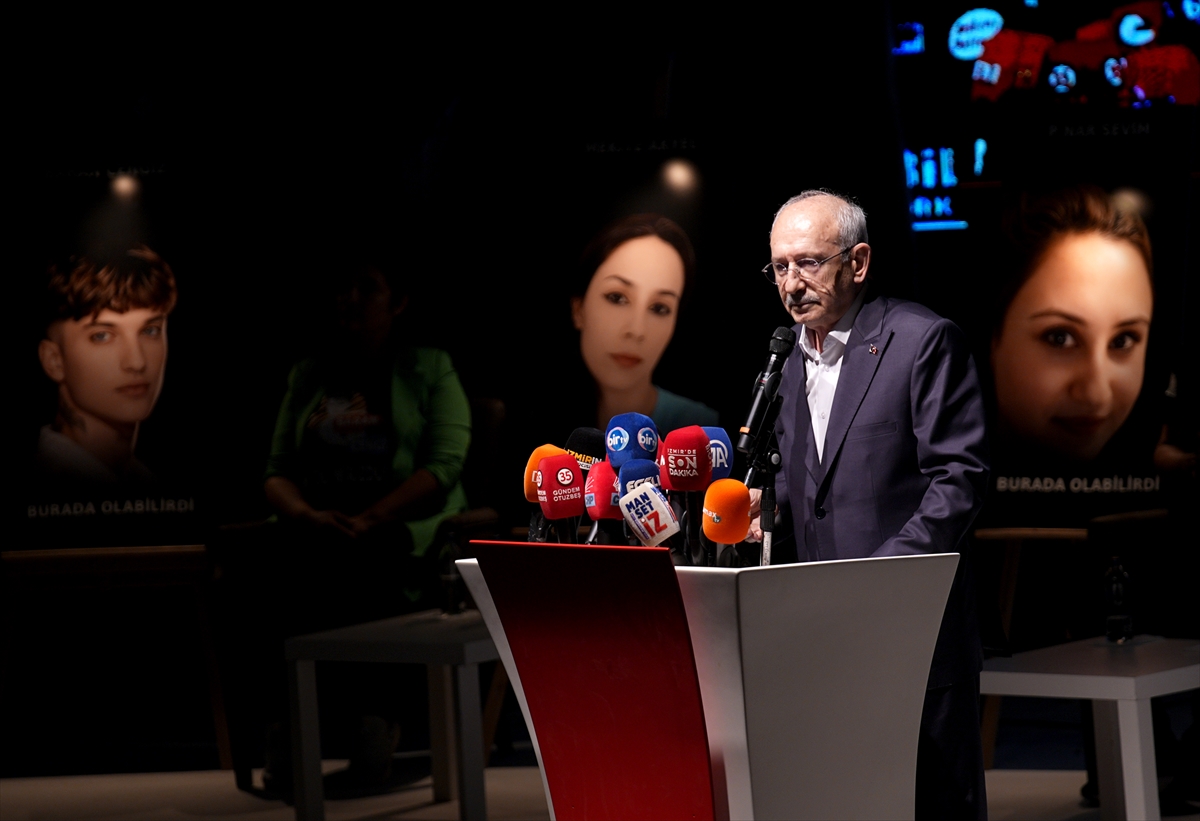 Kemal Kılıçdaroğlu: "Siyaset zenginleşme aracı değil, halka hizmet alanıdır"