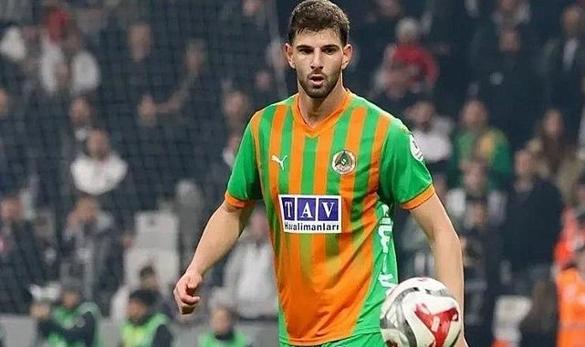 Beşiktaş’tan savunmaya takviye: Ümit Akdağ ile 4 yıllık imza
