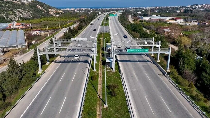 Bugün bu yollara dikkat! Trafikte zor saatler yaşanabilir
