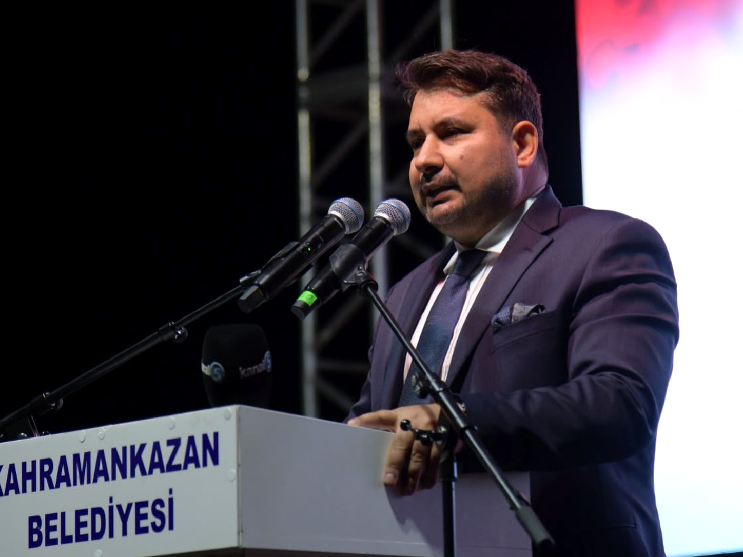 AK Partili başkandan Yavaş’a övgü, geçmişe eleştiri!