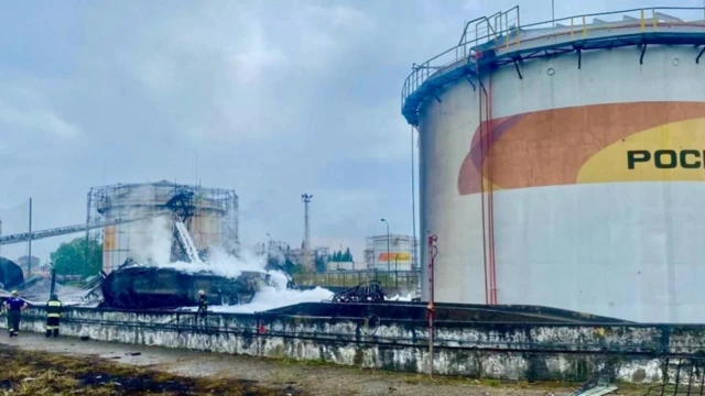 Rusya’da İHA alarmı: Soçi’de petrol deposu yandı