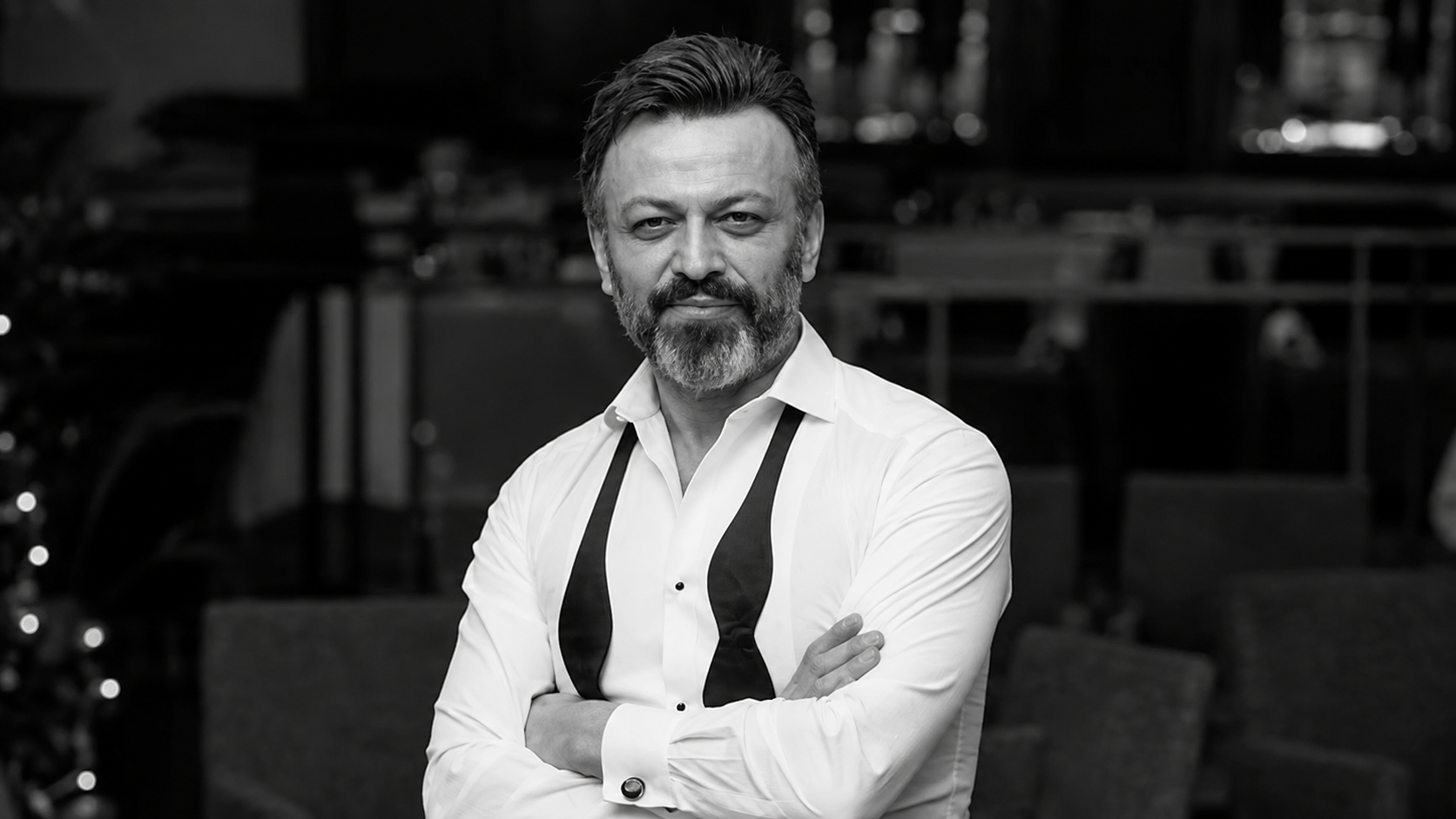 Oyuncu Serhat Mustafa Kılıç’tan acı haber: Evinde ölü bulundu