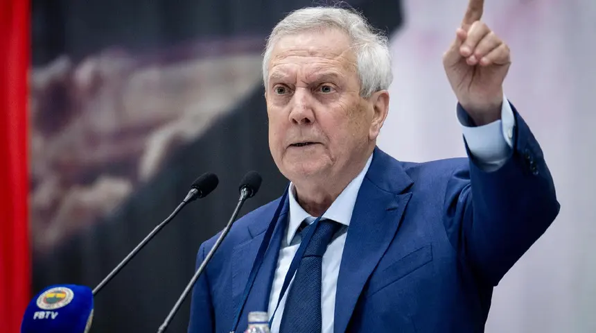 Aziz Yıldırım’dan derbi sonrası hakem çıkışı: "Dayak yiyen hakeme görev verirseniz sonuç bu olur"