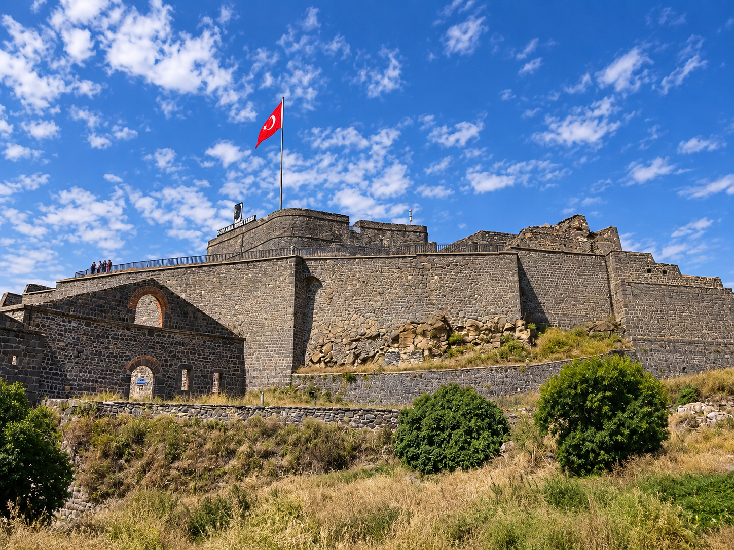 Türkiye'nin dikkat çeken kalesi 9 asırdır ayakta