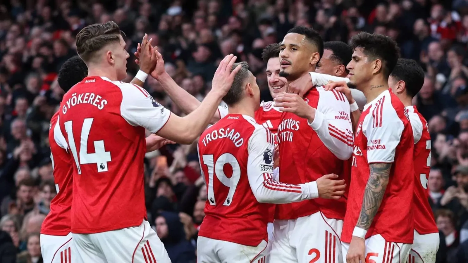 Londra derbisinde Zafer Arsenal’ın