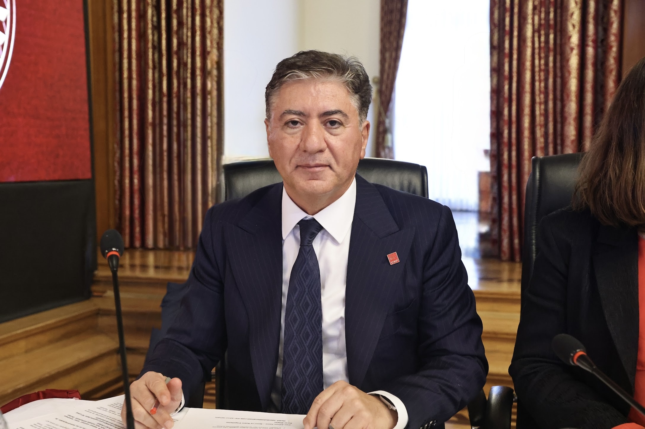 Yeni Partili Emir’den otoyol ve köprü tepkisi: 30 yıllık kiralama satıştan farksız