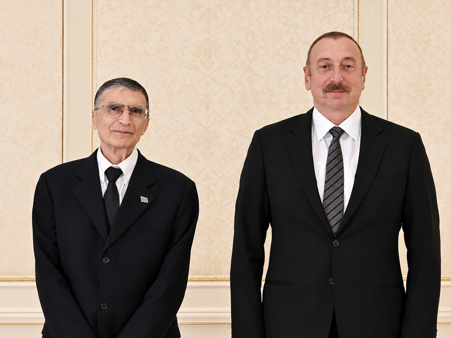 Aziz Sancar'a Azerbaycan'dan Şöhret nişanı