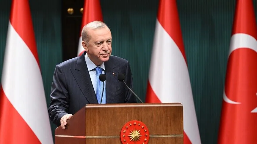 Erdoğan: Batan gemi için 9 gemi ve 11 hava aracı sahada