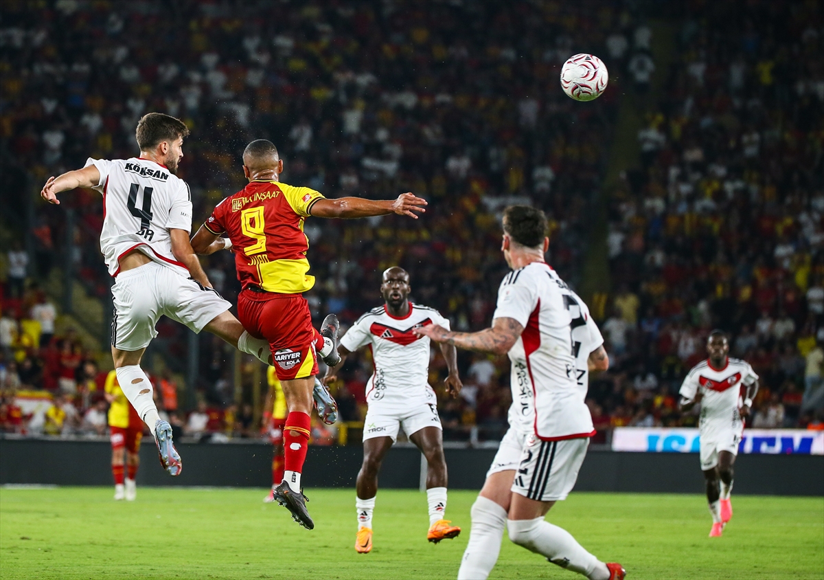 Gaziantep FK Gürsel Aksel’de adeta şov yaptı