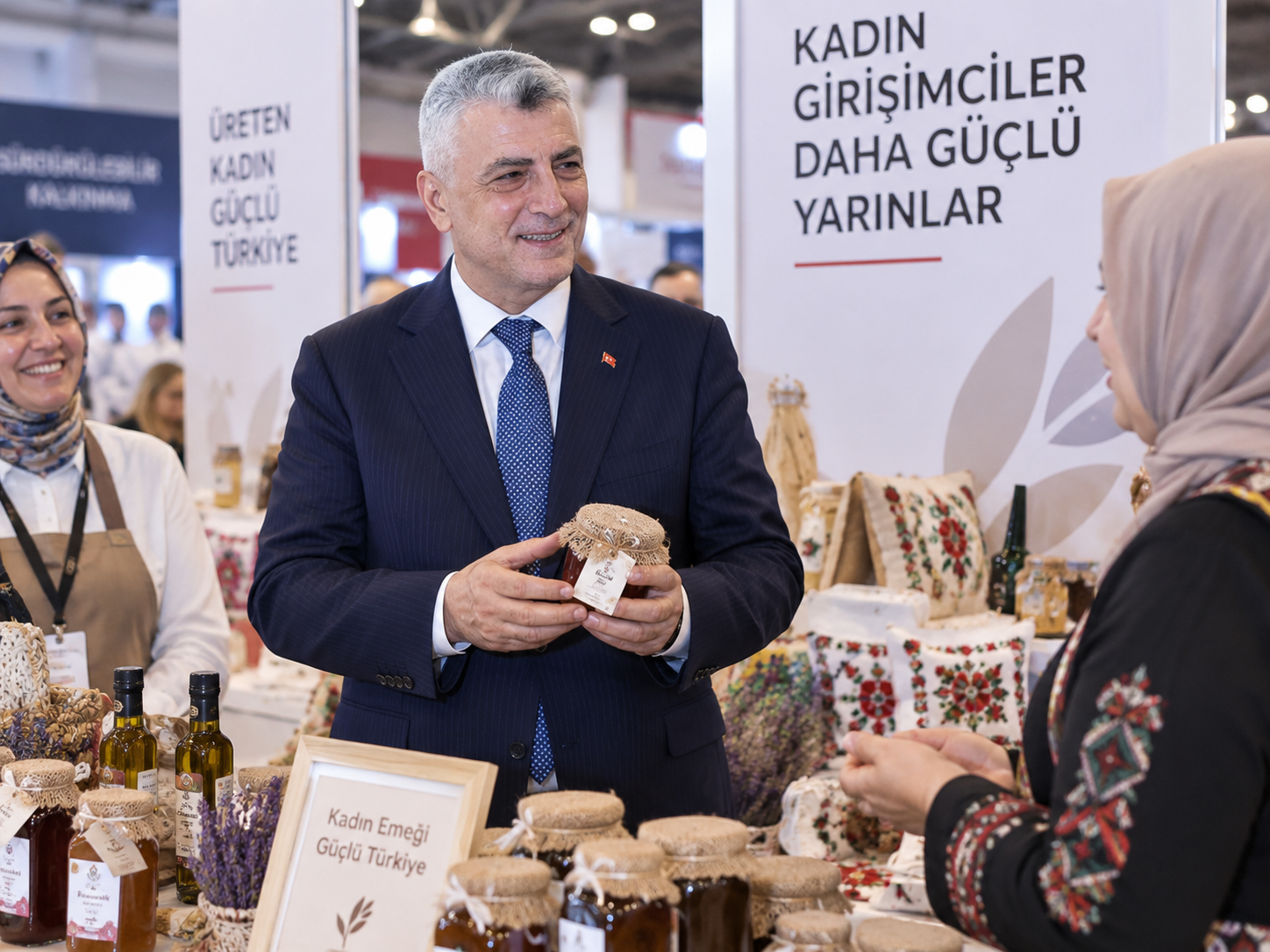 Bakan Bolat'tan kadın girişimcilere destek mesajı