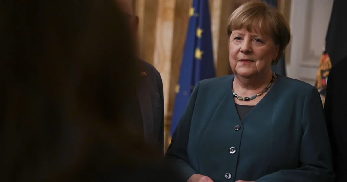 AfD seçimleri kazandı, Angela Merkel’den açıklama: “Kalbim kan ağlıyor”