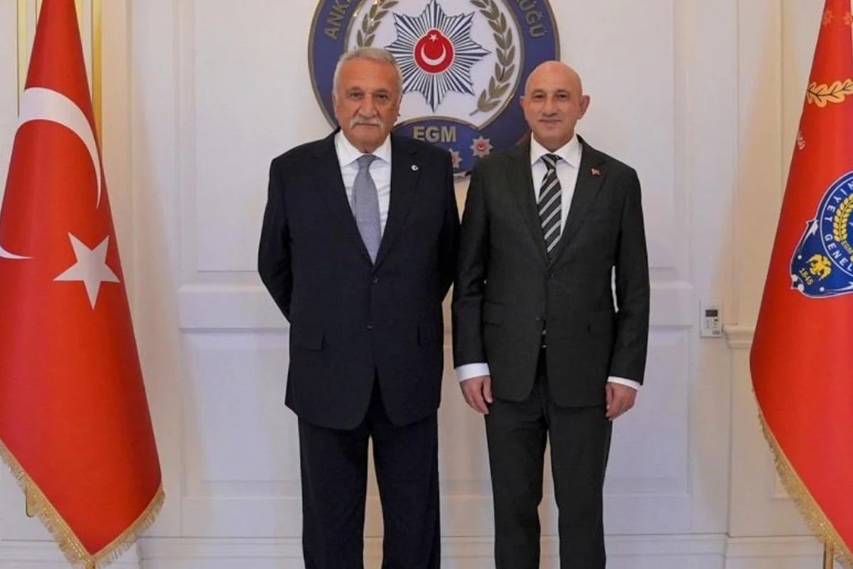 Ankara’da dikkat çeken buluşma: Mehmet Ağar, Maksut Yüksek’i ziyaret etti