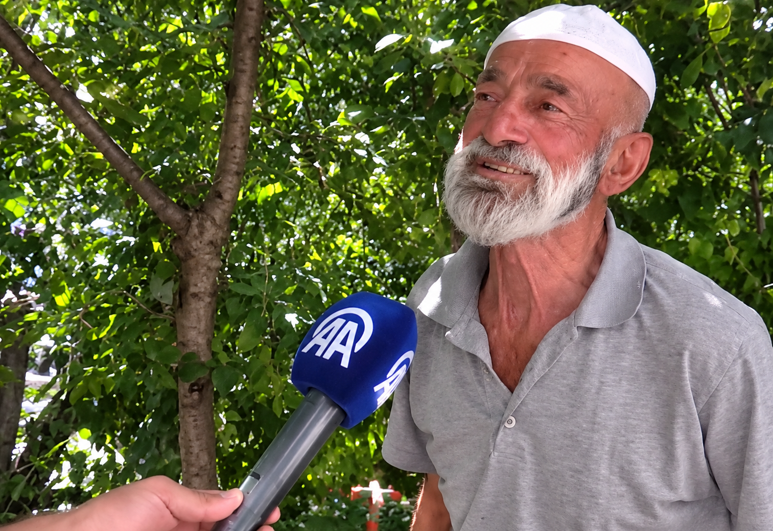 60 yıldır sakladığı eşyaları müzeye bağışladı