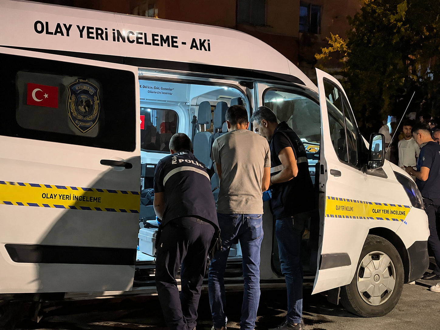 Komşuları ihbar etti: Acı gerçek ortaya çıktı