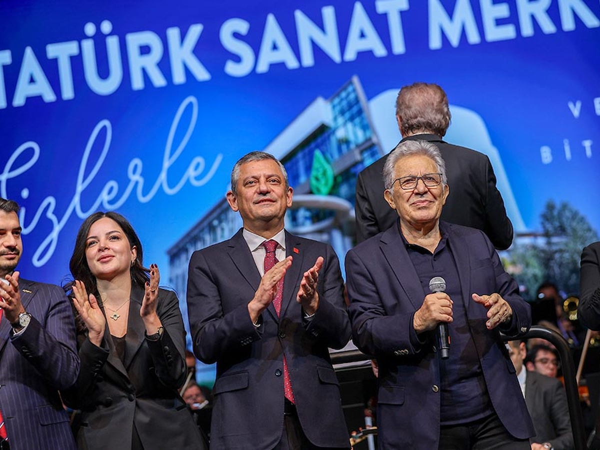 Zülfü Livaneli’den Özgür Özel’e miting şarkısı önerisi: İki parçanın adını verdi