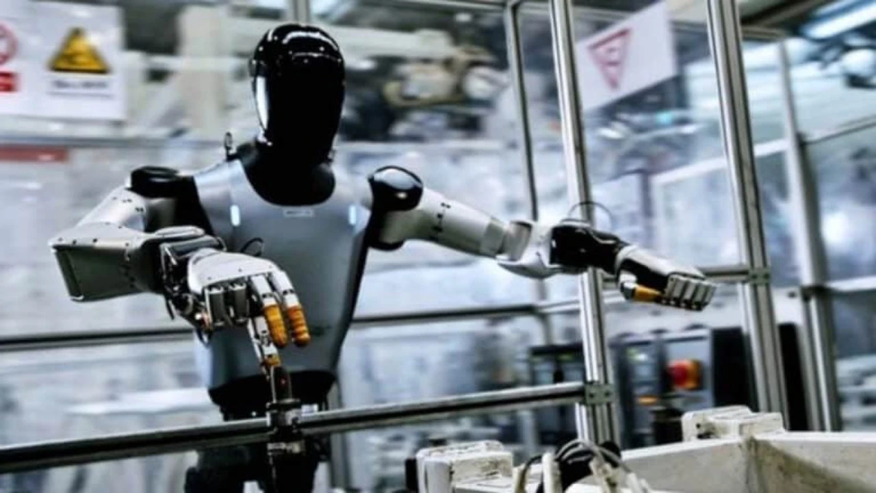 Çin'de sanayi 4.0 hamlesi! Her 10 dakikada bir insansı robot üretebilecek