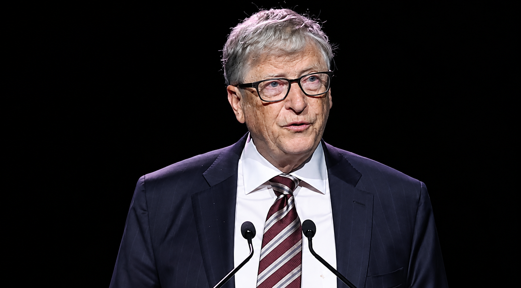 Bill Gates’ten dünyaya yapay zekâ uyarısı! “Hükümetler hazırlıksız”