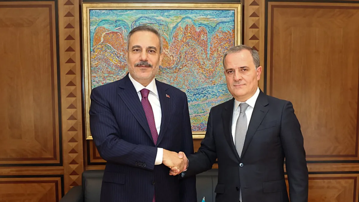 Hakan Fidan Bakü’de! Azerbaycan’dan Türkiye’ye COP31 desteği