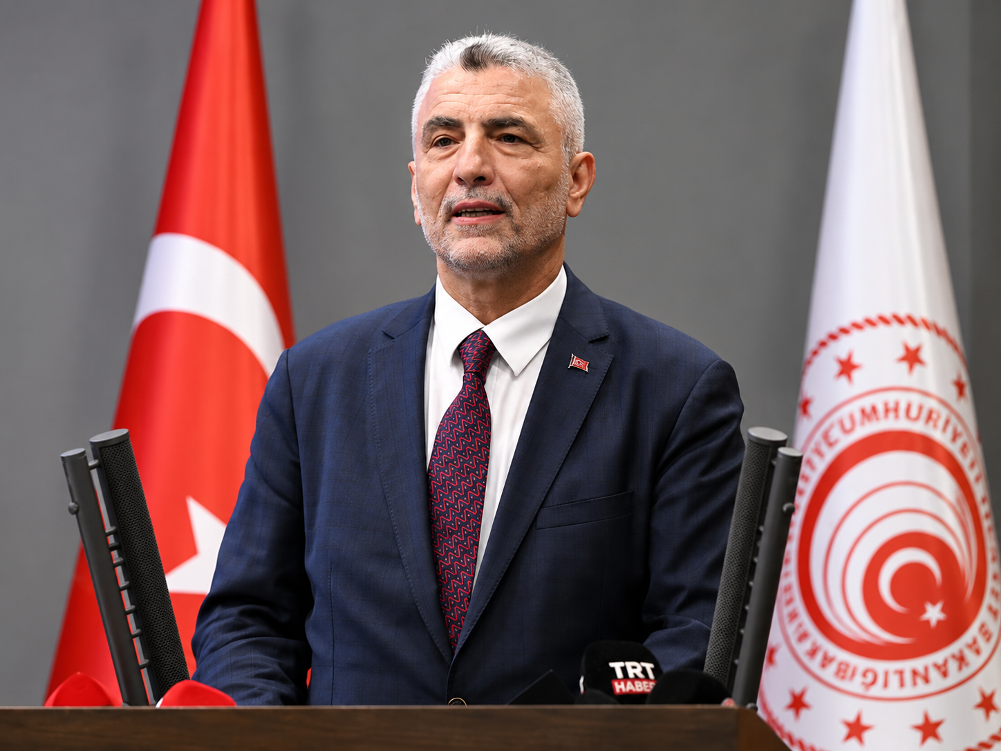 Bakan Bolat duyurdu: Fahiş fiyat için yeni düzenleme geliyor