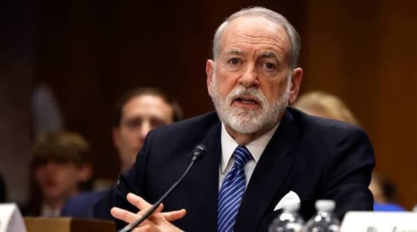 İsrail, ABD’yi İran savaşına mı sürükledi? Büyükelçi Huckabee’den yanıt