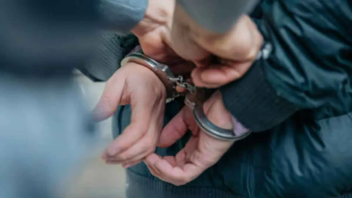 İzmir’de darp ve cinsel saldırı iddiası: 5 şüpheli tutuklandı