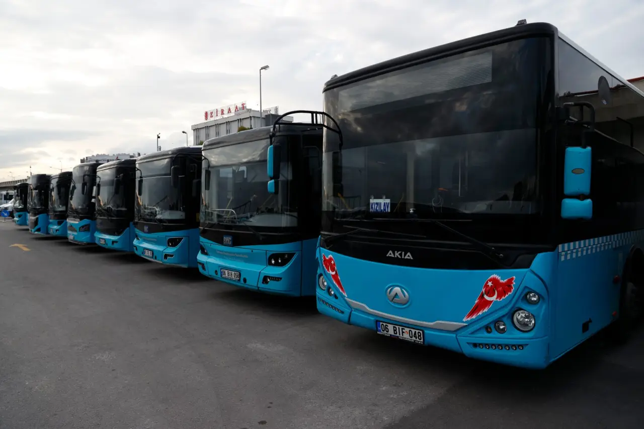Ankara’da zam isyanı! Özel halk otobüsleri kontak kapattı