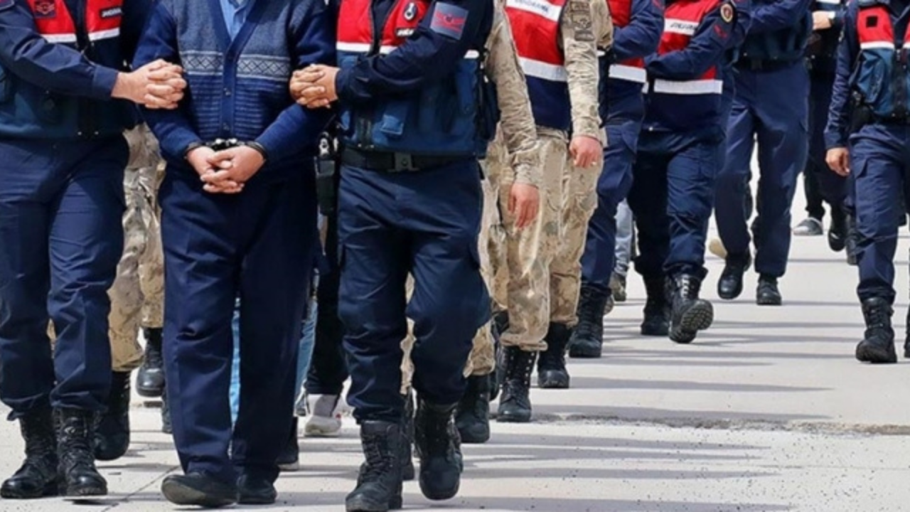 8 ilde 9 suç örgütüne operasyon: 76 şüpheli yakalandı