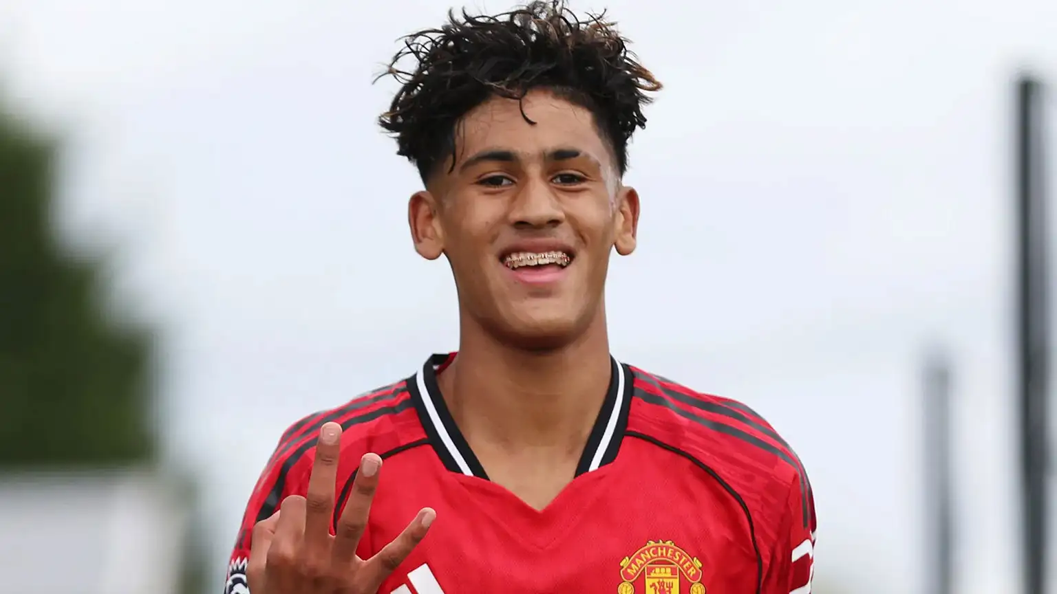 15 yaşındaki yıldız Manchester United’ı karıştırdı: Real Madrid peşinde