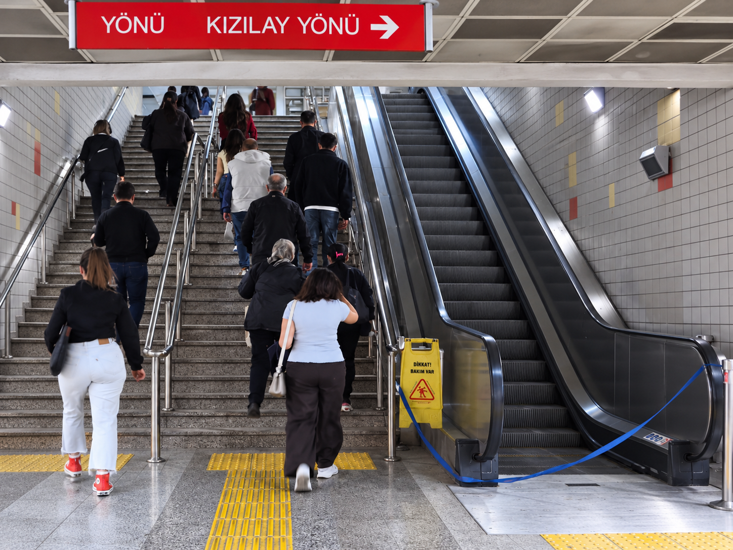 Ümitköy metrosunda yürüyen merdiven çilesi bitmiyor