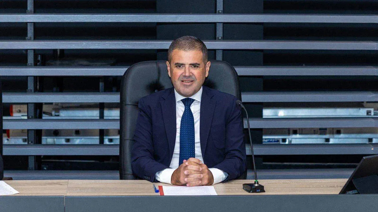 CHP’den Mezitli Belediye Başkanı için ihraç kararı