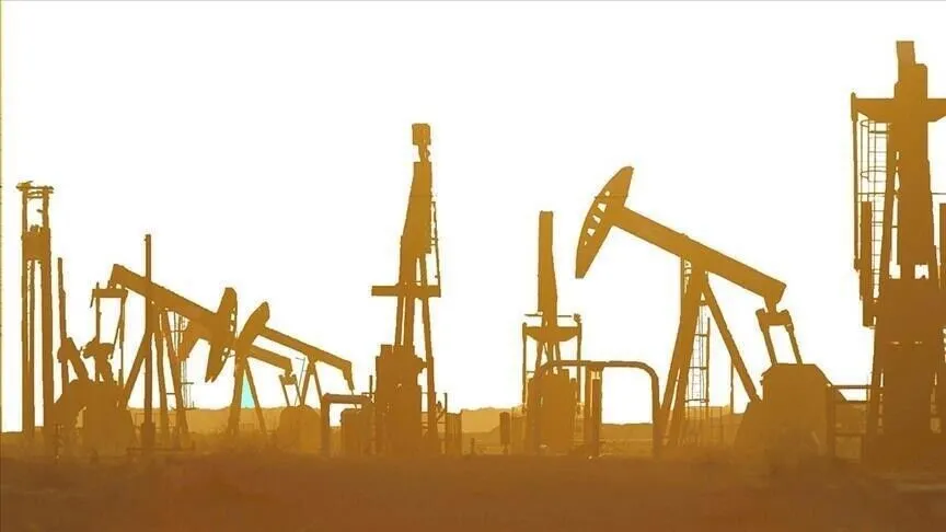 Küresel petrol piyasasında arz sıkışıklığı derinleşiyor: Rafineriler zorlanıyor