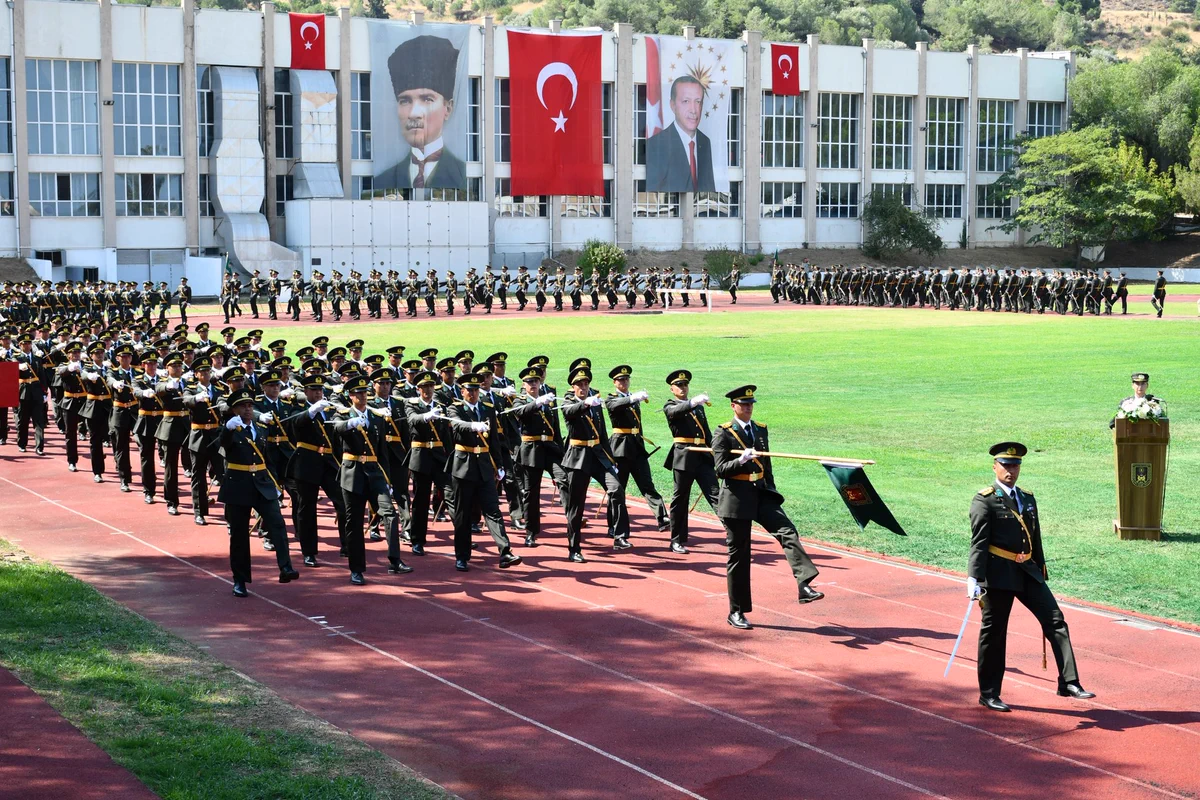 DMM: TSK'da bazı marşların yasaklandığı yönündeki iddialar asılsız
