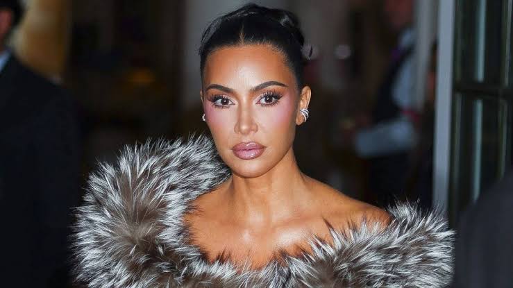 Kim Kardashian'ın 10 yıllık davası sonuçlandı: 1 euro tazminat kazandı