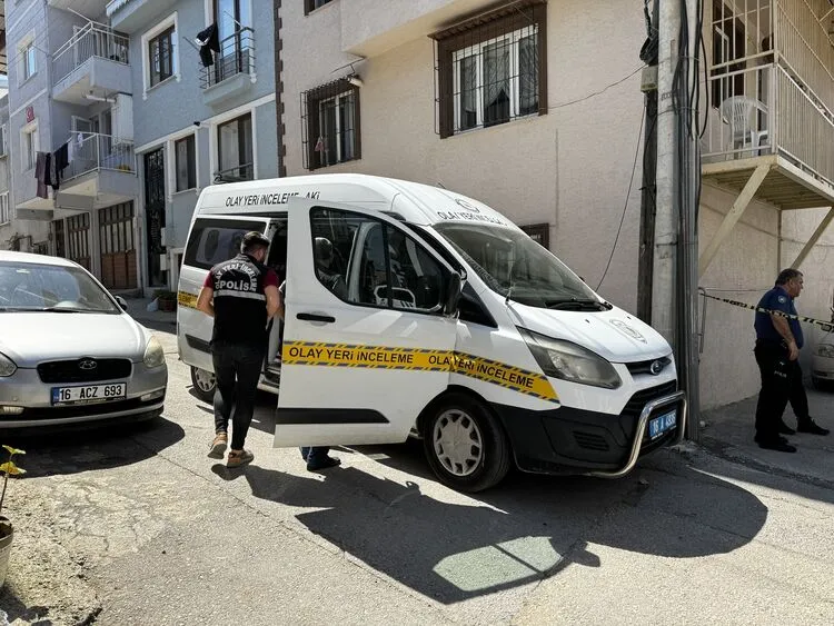 Bursa'da yaşlı çift evlerinde ölü bulundu