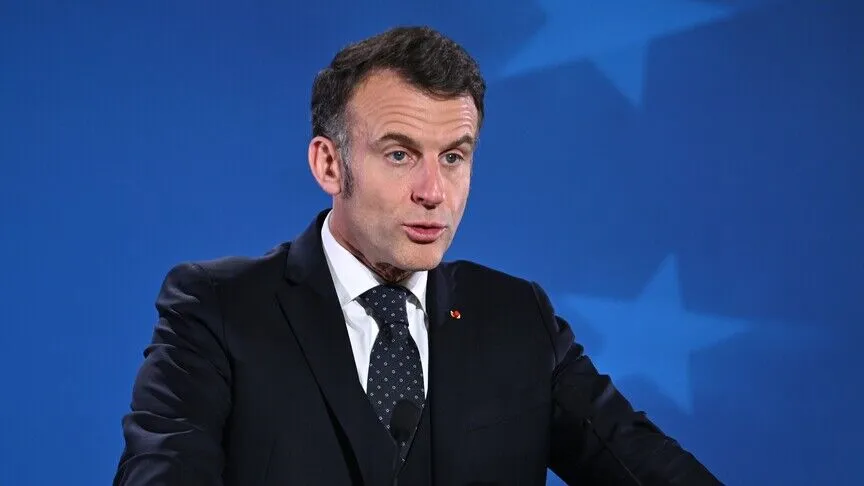 Fransa'da akaryakıt fiyatları rekor kırdı: Macron'dan AB'ye düzenlemeleri esnetme çağrısı
