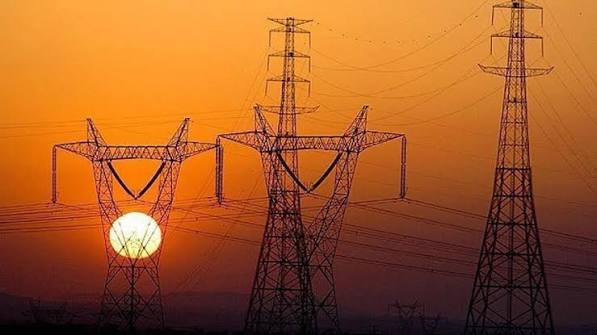 İstanbul’da elektrik kesintisi: Anadolu ve Avrupa yakasında çok sayıda ilçe etkilenecek